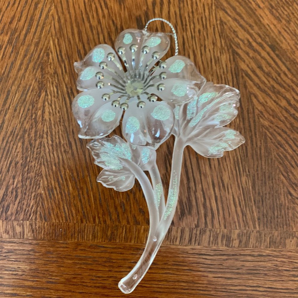 Christmas tree acrylic flower ornament
